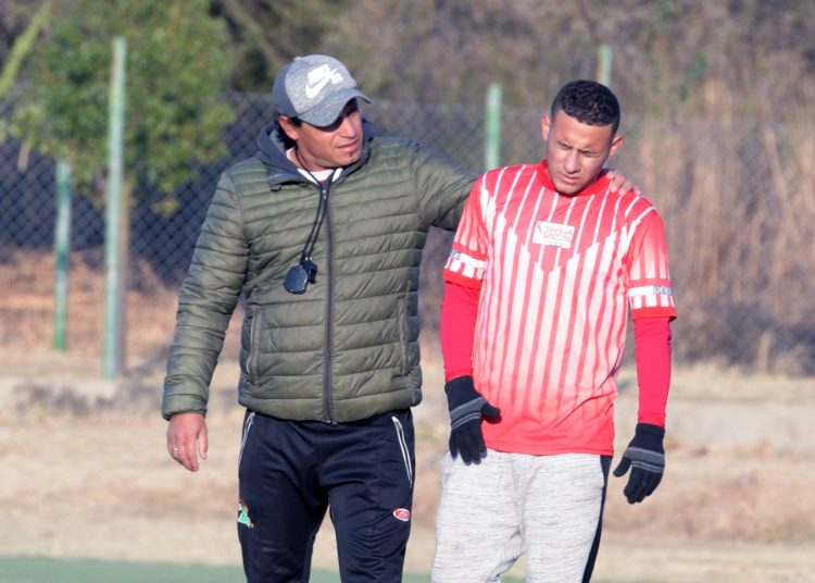 Unión Tarija buscará su primera victoria frente a 15 de Abril