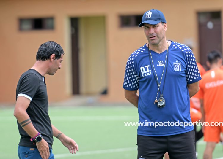 Roberto “Pampa» Sosa dejó de ser entrenador de Ciclón