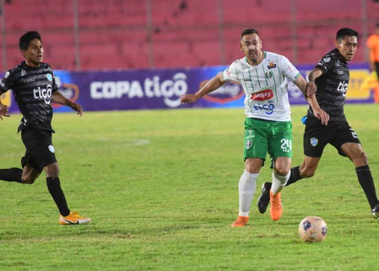 Aurora terminó con el invicto de Real Tomayapo en condición de local