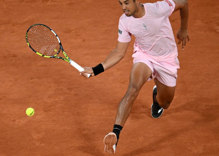 Hugo Dellien juega un partidazo, pero cae en la primera ronda del Roland Garros